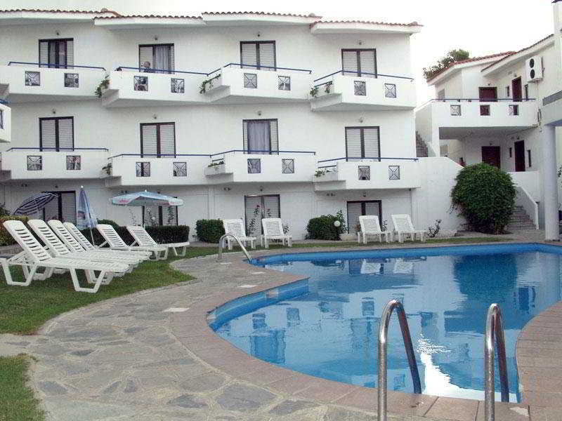 Xenios Dolphin Beach Hotel Possidi Buitenkant foto